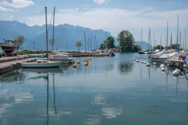 MONTREUX, SWitzERLAND - 19 Haziran 2023: Montreux, Vaud Kantonu, İsviçre Yaz Panoraması