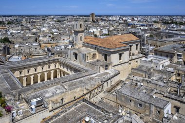 Apulia Bölgesi, İtalya 'nın Eski Lecce kasabasının muhteşem manzarası.