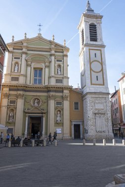 GÜZEL, FRANCE - 28 HAZİRAN 2024: Fransa 'nın Nice, Provence Alpes-Cote d' Azur şehrinin inanılmaz manzarası