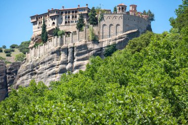 Meteora Manastırları, Teselya, Yunanistan 'ın Bahar Panoramik Manastırı