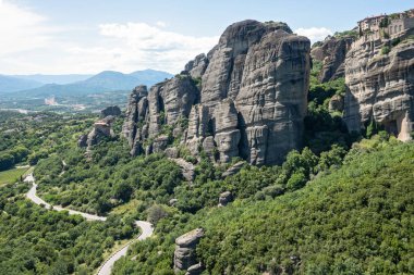 Meteora Manastırları, Teselya, Yunanistan 'ın Bahar Panoramik Manastırı