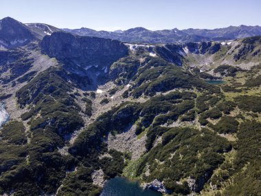 The Dead ve The Fish Lakes, Bulgaristan yakınlarındaki Rila Dağı 'nın İnanılmaz Yaz Manzarası