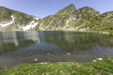 Bulgaristan 'ın Yedi Rila Gölü yakınlarındaki Rila Dağı' nın muhteşem manzarası