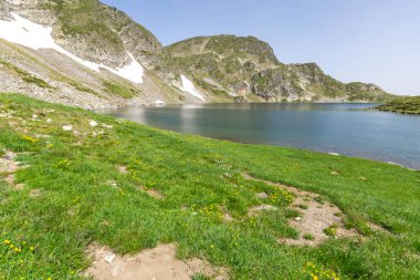 Bulgaristan 'ın Yedi Rila Gölü yakınlarındaki Rila Dağı' nın muhteşem manzarası