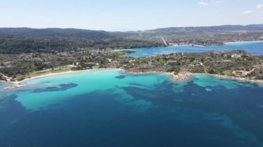 Lagonisi Sahili yakınlarındaki Sithonia kıyı şeridi, Chalkidiki, Orta Makedonya, Yunanistan