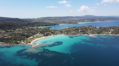 Lagonisi Sahili yakınlarındaki Sithonia kıyı şeridi, Chalkidiki, Orta Makedonya, Yunanistan