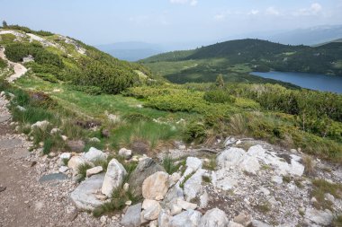 Bulgaristan 'ın Yedi Rila Gölü yakınlarındaki Rila Dağı' nın muhteşem manzarası