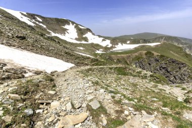 Bulgaristan 'ın Yedi Rila Gölünün etrafındaki Rila Dağı' nın muhteşem manzarası