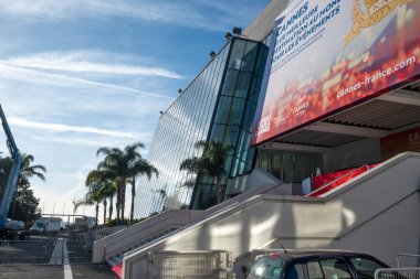 CANNES, FRANCE - 29 Ocak 2024: Cannes, Provence Alpes-Cote d 'Azur, Fransa