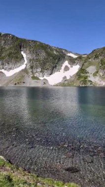 Bulgaristan 'ın Yedi Rila Gölü yakınlarındaki Rila Dağı' nın muhteşem manzarası