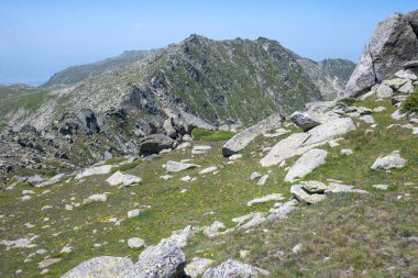 Bulgaristan 'ın Kalin zirvesi yakınlarındaki Rila Dağı' nın şaşırtıcı manzarası