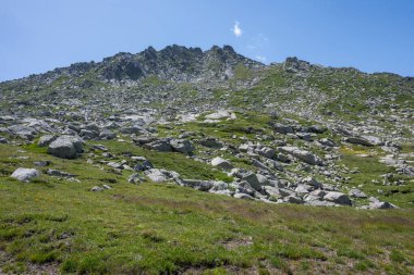 Bulgaristan 'ın Kalin zirvesi yakınlarındaki Rila Dağı' nın şaşırtıcı manzarası