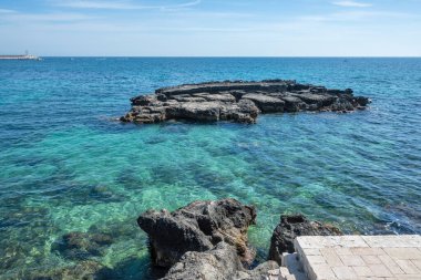 İtalya 'nın Apulia Bölgesi, Monopoli şehrinin muhteşem manzarası