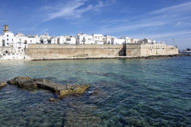 İtalya 'nın Apulia Bölgesi, Monopoli şehrinin muhteşem manzarası