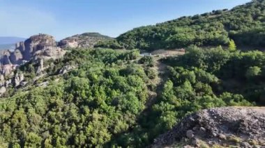 Meteora Manastırları, Teselya, Yunanistan 'ın Bahar Panoramik Manastırı