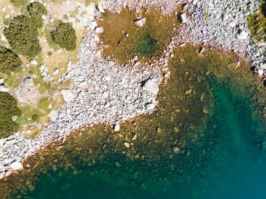 Bulgaristan 'ın Musala zirvesi yakınlarındaki Rila dağının havadan görüntüsü