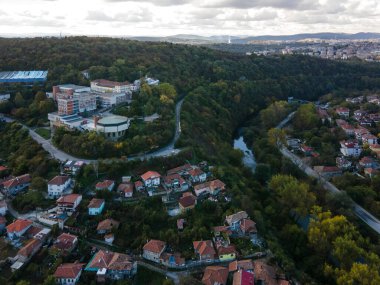 Bulgaristan 'ın Veliko Tarnovo kentinin şaşırtıcı hava manzarası