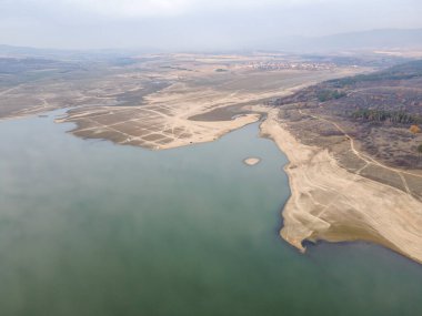 Pyasachnik (Kumtaşı) Reservoir, Sredna Gora Dağı, Filibe Bölgesi, Bulgaristan