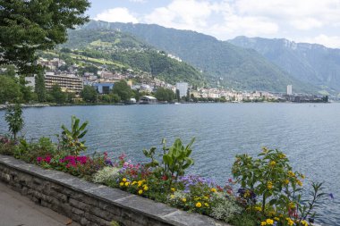 MONTREUX, SWitzERLAND - 19 Haziran 2023: Montreux, Vaud Kantonu, İsviçre Yaz Panoraması