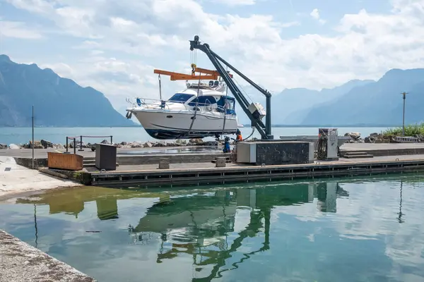 MONTREUX, SWitzERLAND - 19 Haziran 2023: Montreux, Vaud Kantonu, İsviçre Yaz Panoraması