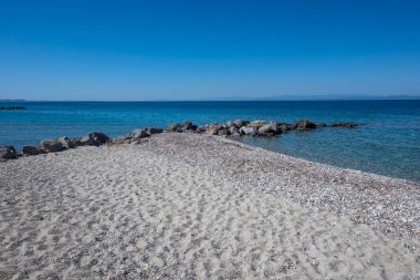 Lagoon Sahili yakınlarındaki Kassandra kıyı şeridi, Chalkidiki, Orta Makedonya, Yunanistan
