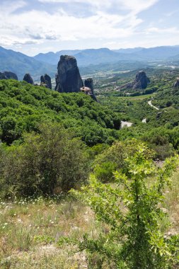 Meteora Manastırları, Teselya, Yunanistan 'ın Bahar Panoramik Manastırı