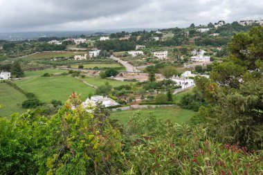 İtalya 'nın Apulia Bölgesi, Locorotondo Eski Kasabası Panoraması