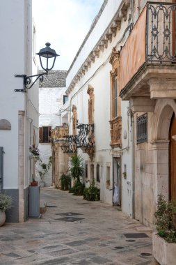 İtalya 'nın Apulia Bölgesi, Locorotondo Eski Kasabası Panoraması