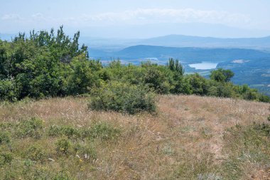 Rudina Dağı, Pernik Bölgesi, Bulgaristan 'ın İnanılmaz Yaz Manzarası