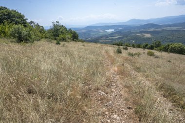 Rudina Dağı, Pernik Bölgesi, Bulgaristan 'ın İnanılmaz Yaz Manzarası
