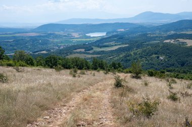 Rudina Dağı, Pernik Bölgesi, Bulgaristan 'ın İnanılmaz Yaz Manzarası