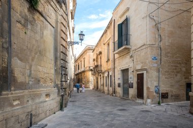 LECCE, İtalya - 12 Mayıs 2024: İtalya 'nın Apulia Bölgesi' ndeki Eski Lecce kasabasının muhteşem manzarası
