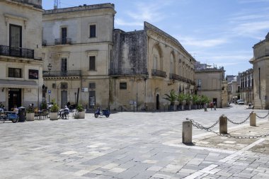 LECCE, İtalya - 12 Mayıs 2024: İtalya 'nın Apulia Bölgesi' ndeki Eski Lecce kasabasının muhteşem manzarası