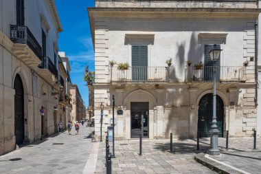 LECCE, İtalya - 12 Mayıs 2024: İtalya 'nın Apulia Bölgesi' ndeki Eski Lecce kasabasının muhteşem manzarası