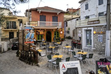 PARGA, GREECE - 5 AĞUSTOS 2024: Parga, Epirus, Yunanistan 'ın şaşırtıcı yaz manzarası