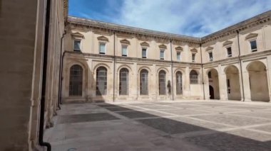 İtalya 'nın Apulia Bölgesi' ndeki Eski Lecce kasabasının muhteşem manzarası.