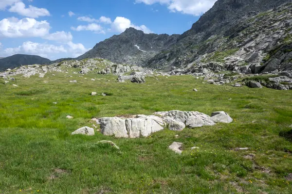 stock image Amazing Summer Landscape of Rila Mountain near Kalin peaks, Bulgaria