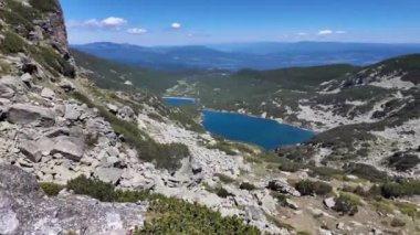 The Dead ve The Fish Lakes, Bulgaristan yakınlarındaki Rila Dağı 'nın İnanılmaz Yaz Manzarası