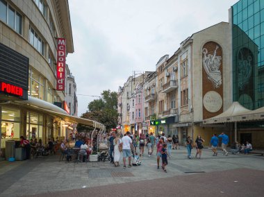 PLOVDIV, BULGARIA - 6 Eylül 2026: Bulgaristan 'ın Plovdiv kentinin İnanılmaz Gece Panoraması