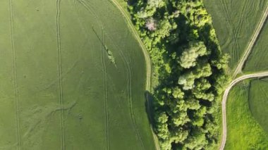 Bulgaristan 'ın Filibe Bölgesi' nin Asenovgrad kenti yakınlarındaki Yukarı Trakya Ovası 'nın hava manzarası