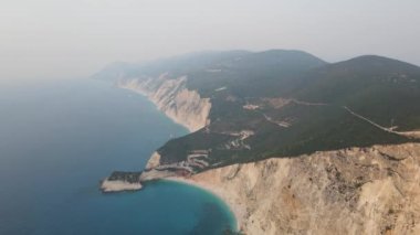 Lefkada, İyon Adaları, Yunanistan 'ın kıyı şeridinin inanılmaz panoramik manzarası