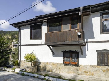 Bulgaristan 'ın Filibe Bölgesi, Otantik 19. yüzyıl evleriyle Sitovo Köyü Panoraması