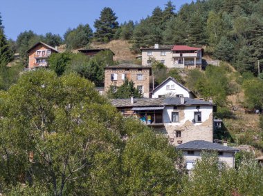 Bulgaristan 'ın Filibe Bölgesi, Otantik 19. yüzyıl evleriyle Sitovo Köyü Panoraması