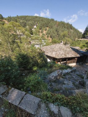 Bulgaristan 'ın Filibe Bölgesi, Otantik 19. yüzyıl evleriyle Sitovo Köyü Panoraması