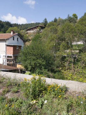 Bulgaristan 'ın Filibe Bölgesi, Otantik 19. yüzyıl evleriyle Sitovo Köyü Panoraması