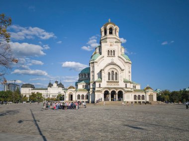 SOFYA, BULGARIA - 12 Eylül 2024: Bulgaristan 'ın Sofya kentindeki Katedral Aziz Alexander Nevski' nin muhteşem manzarası