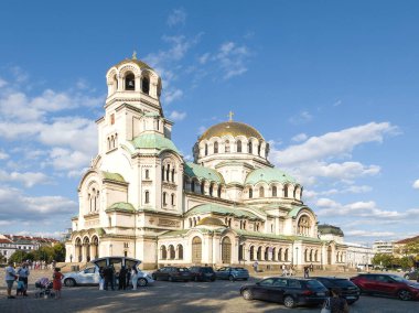 SOFYA, BULGARIA - 12 Eylül 2024: Bulgaristan 'ın Sofya kentindeki Katedral Aziz Alexander Nevski' nin muhteşem manzarası