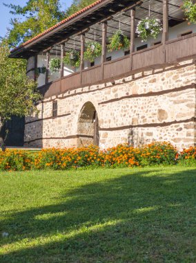Sırbistan 'ın Ortaçağ Temski manastırının panoramik manzarası Aziz George, Pirot Bölgesi