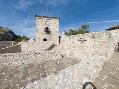 Güney ve Doğu Sırbistan 'ın Pirot kentinde tarihi Momchilo kasabasının kalıntıları