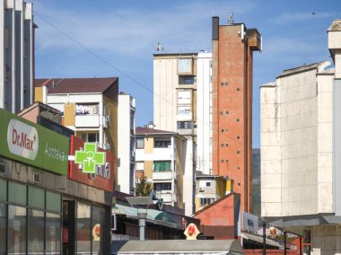 PIROT, SERBIA - 21 Eylül 2024: Güney ve Doğu Sırbistan 'ın Pirot kentinin inanılmaz manzarası